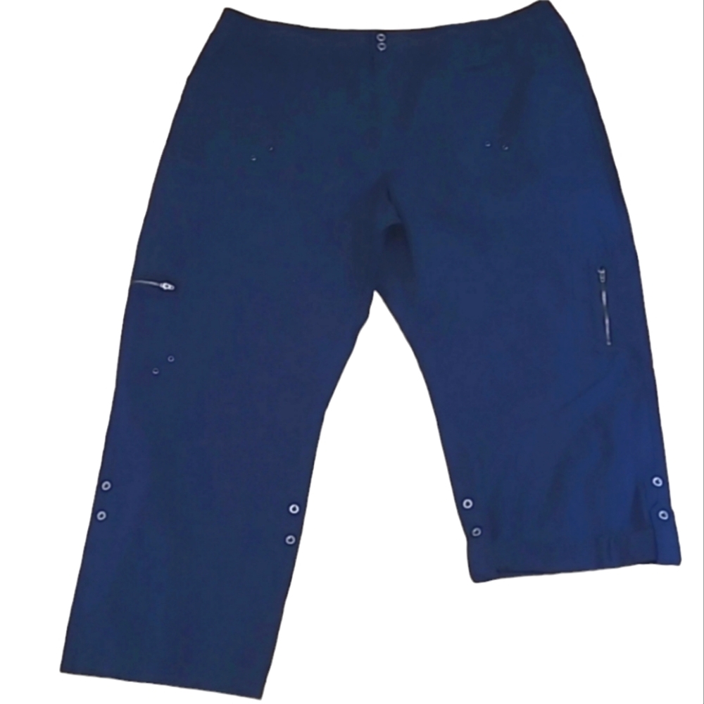 NWT Navy Convertable Pants to Capris